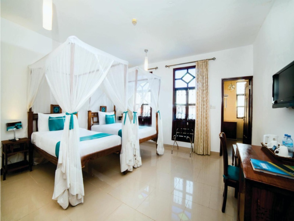 Maru Maru Hotel
