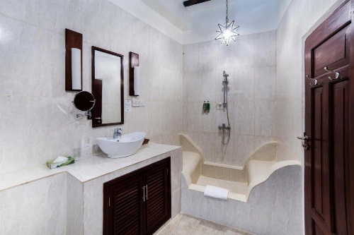 Maru Maru Hotel image 48